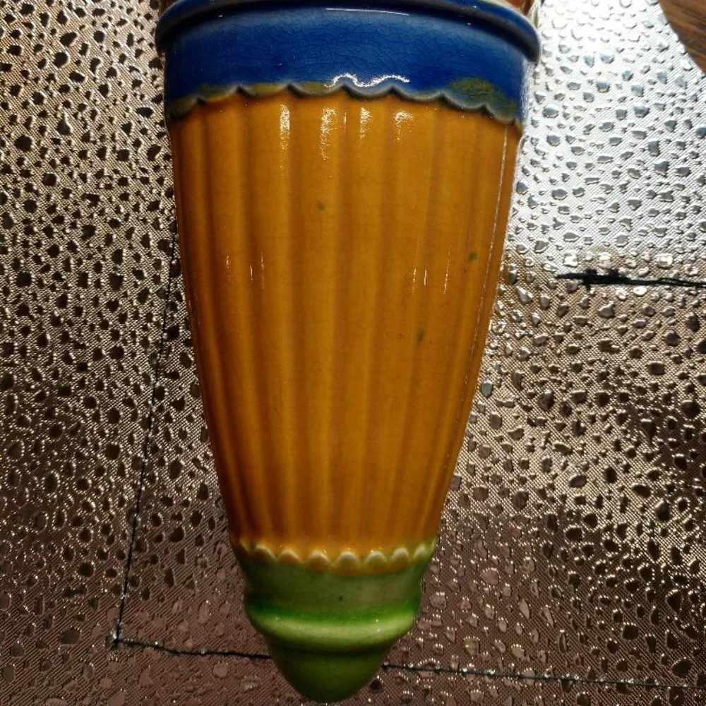Maruhon Ware - Vintage Wall Pocket (Made in Japan) Floral